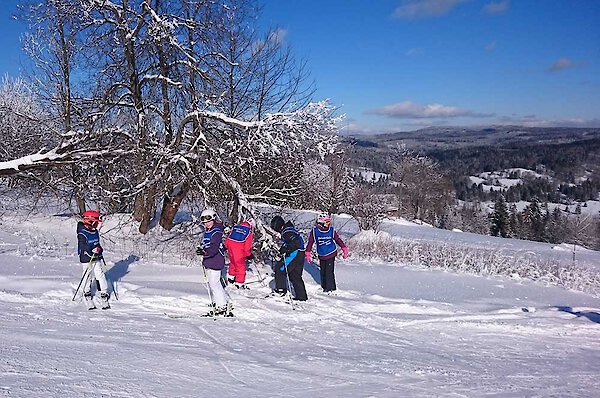 Skischule für Kinder und Erwachsene in Mitterfirmiansreut